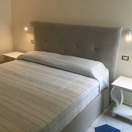 Alojamento de Acomodação e Pequeno-almoço Casa Di Emma Porto Cesareo