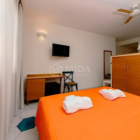 فندق مبيت وإفطار Casa Di Emma بورتو سيساريو